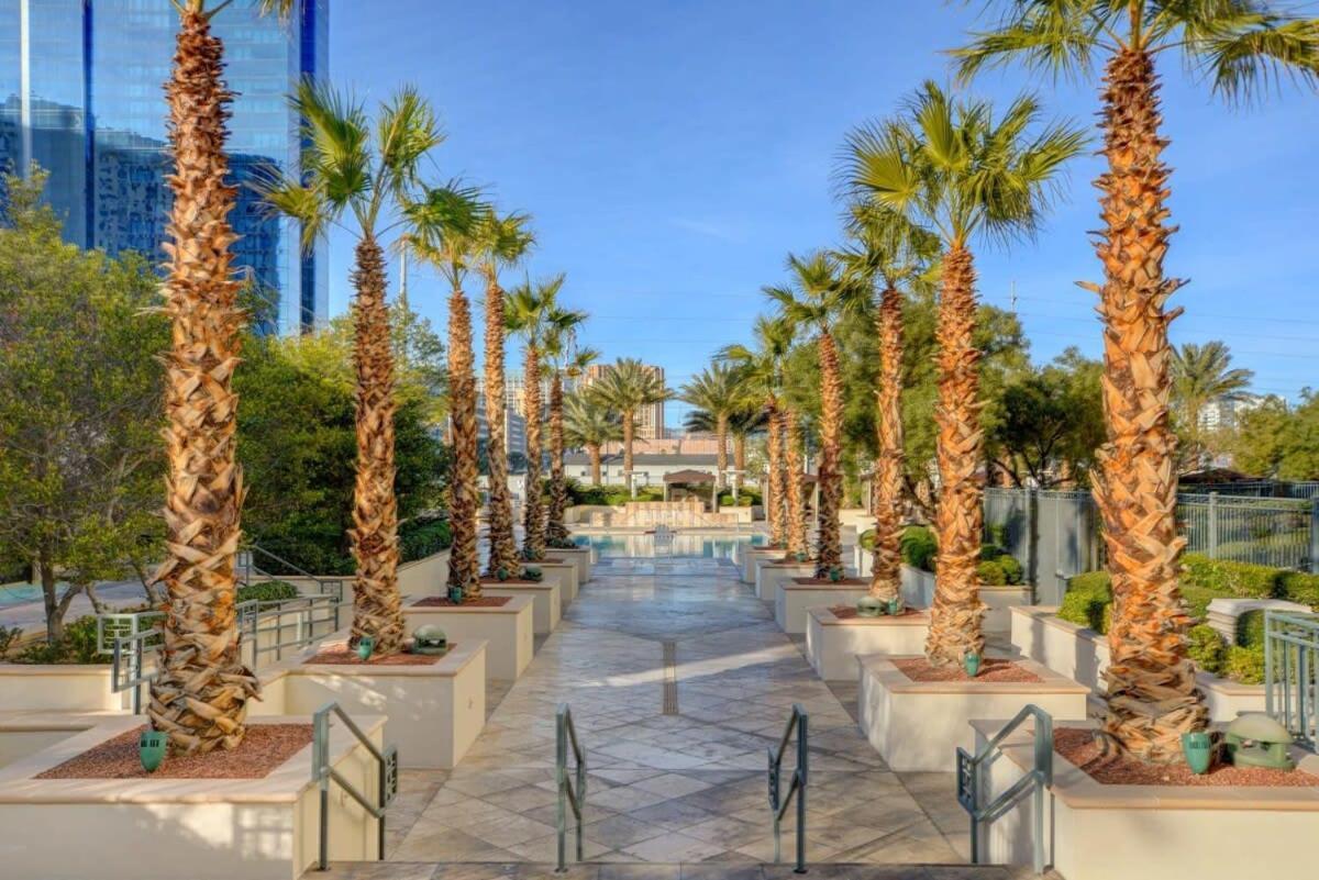 Mgm Signature-08-803 F1 Track & Strip View Studio Las Vegas Exteriör bild